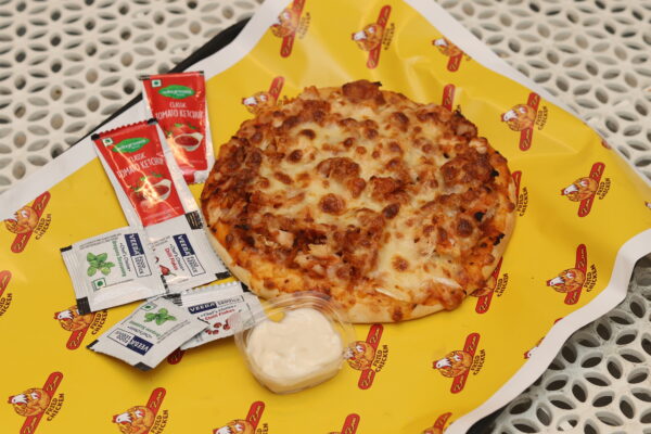 Chicken delight pizza