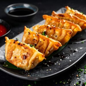 Veg Fried Momos [6 Pieces]