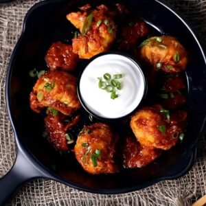 Cheese Corn Tomato Garlic Momos [6 Pieces]