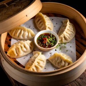 Cheese Corn Steamed Momos [6 Pieces]