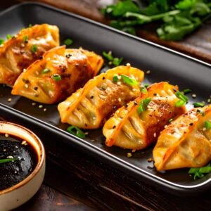 Cheese Corn Pan Fried Momos [6 Pieces]