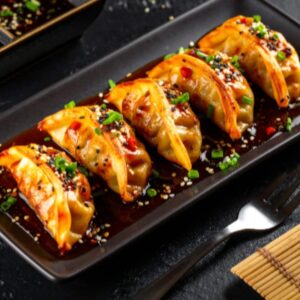 Paneer Tomato Garlic Momos [6 Pieces]