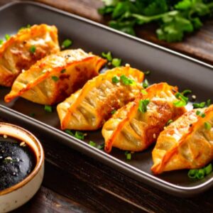 Cheese Corn Schezwan Momos [6 Pieces]